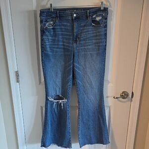 American Eagle Super Hi-Rise Flare 16